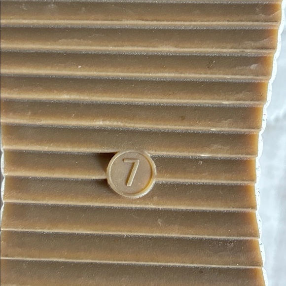 Universal Thread Woven Platform Sneakers Size 7 Cream - Picture 8 of 10